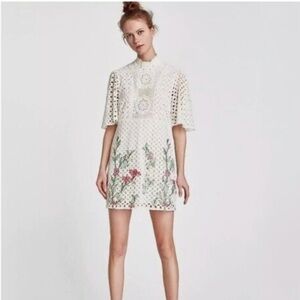 New w Tags - Zara White Cotton Crochet Floral Dress